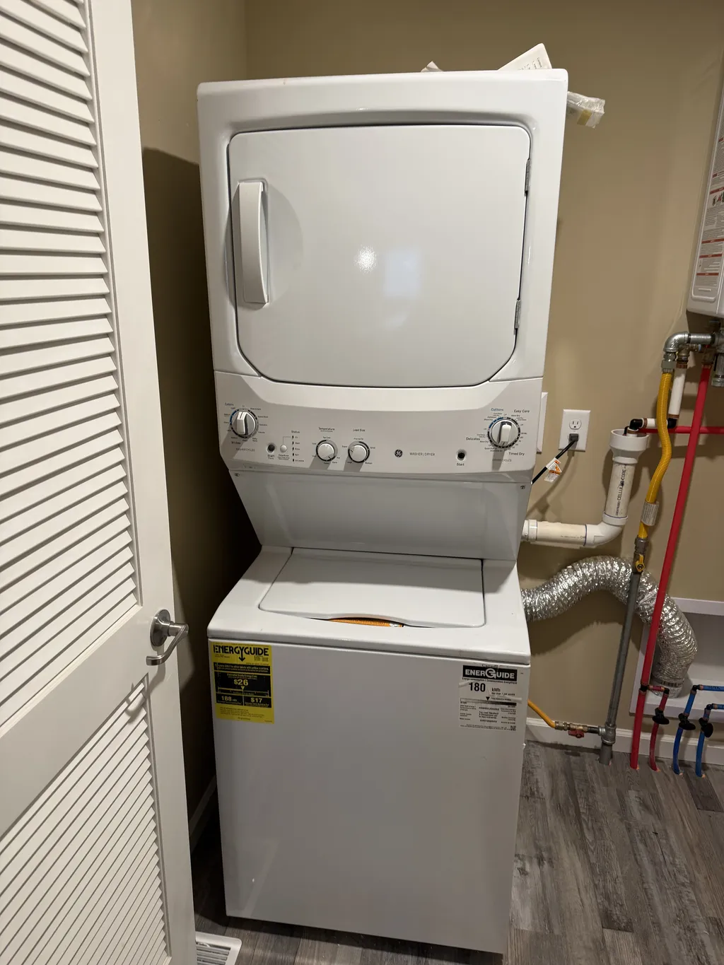 In unit Washer/Dryer