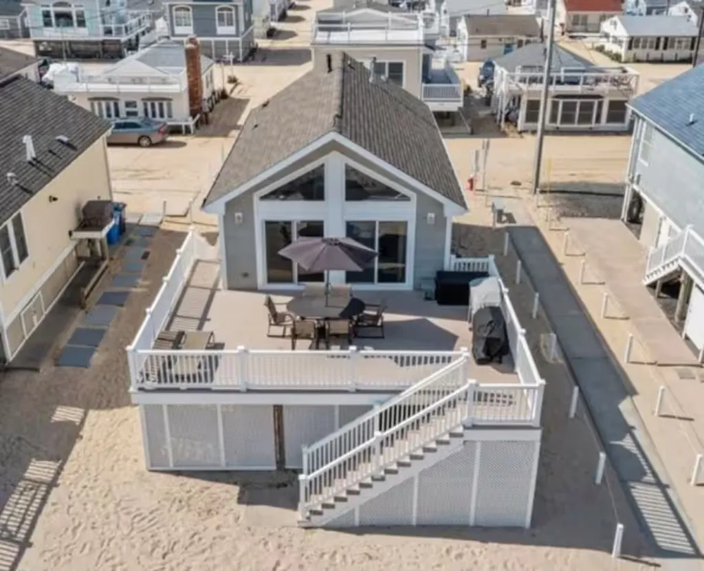 OCEAN FRONT