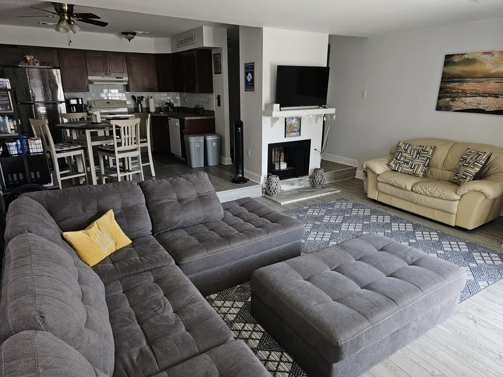 Living space and kitchen