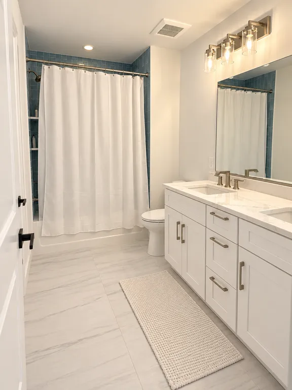 Main Bath