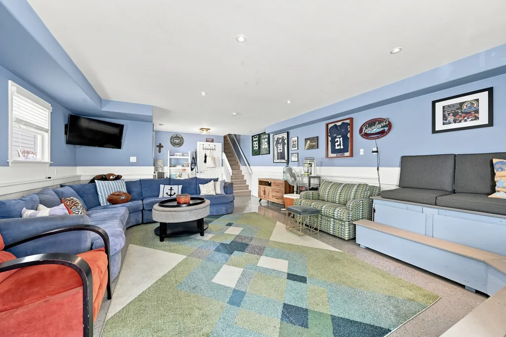 First floor bonus room