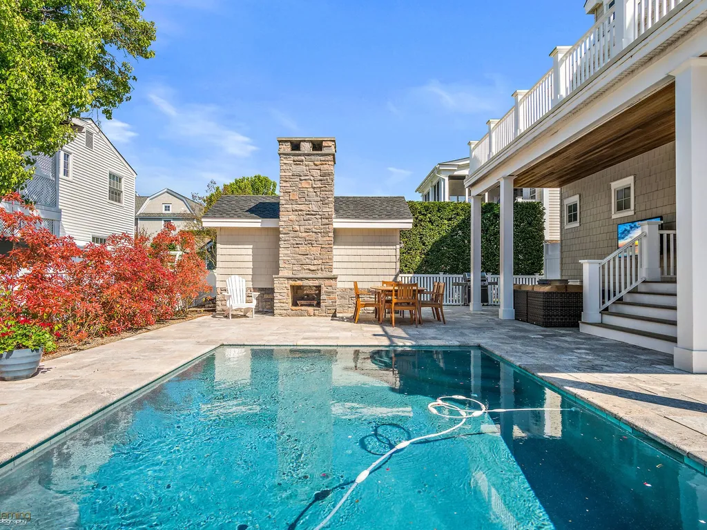 Backyard Pool &amp;amp; Fireplace
