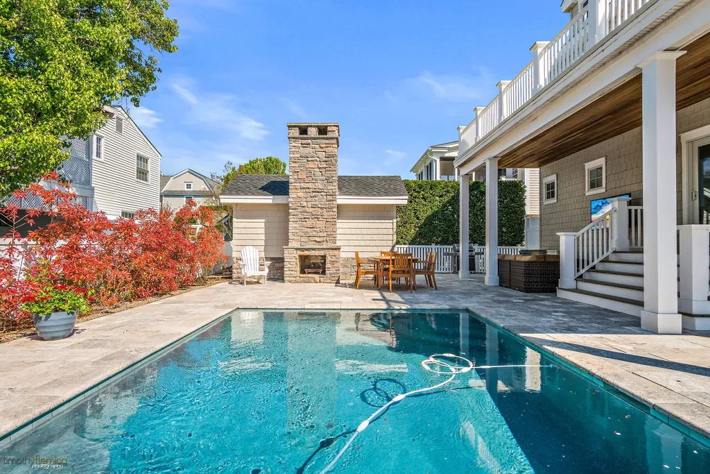 Backyard Pool &amp;amp; Fireplace