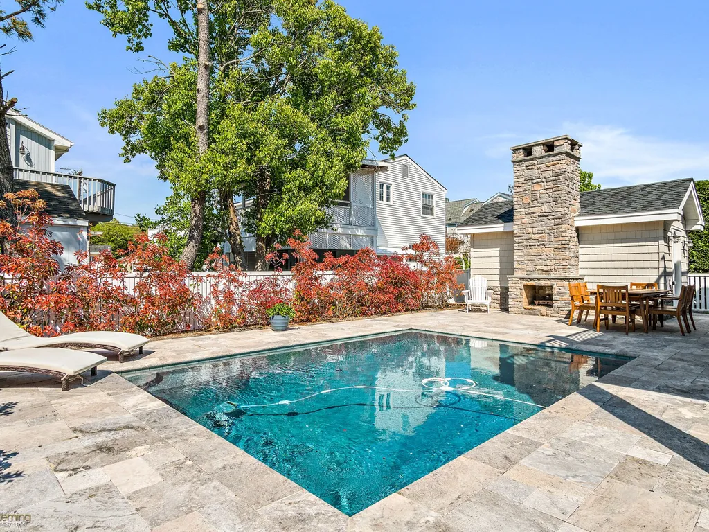 Backyard Pool &amp;amp; Fireplace
