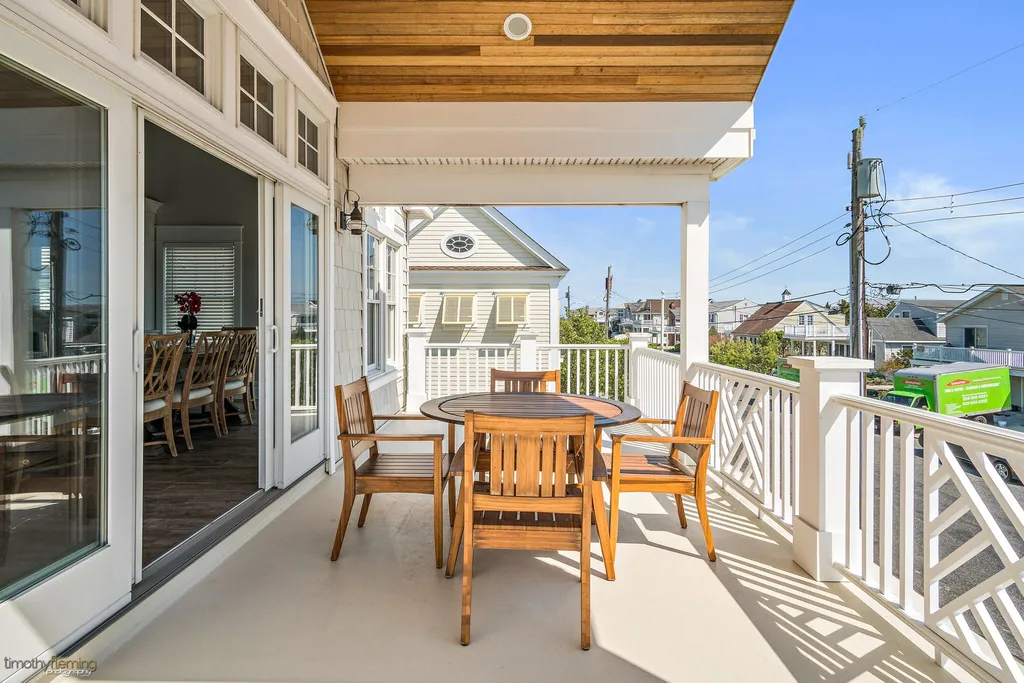 2nd Floor Front Deck