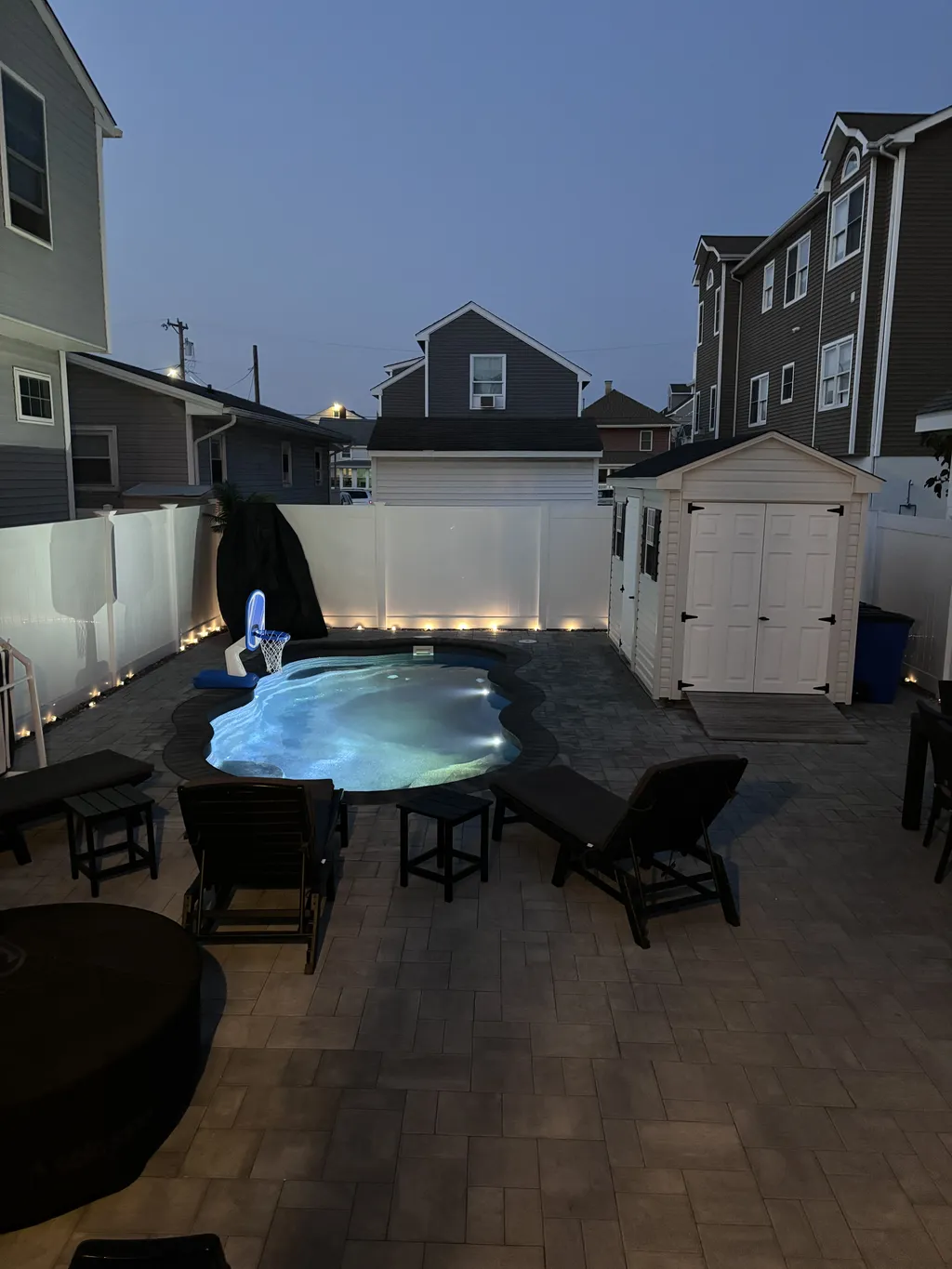 Night Life Swimming 