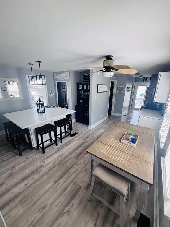 Dining area and island 