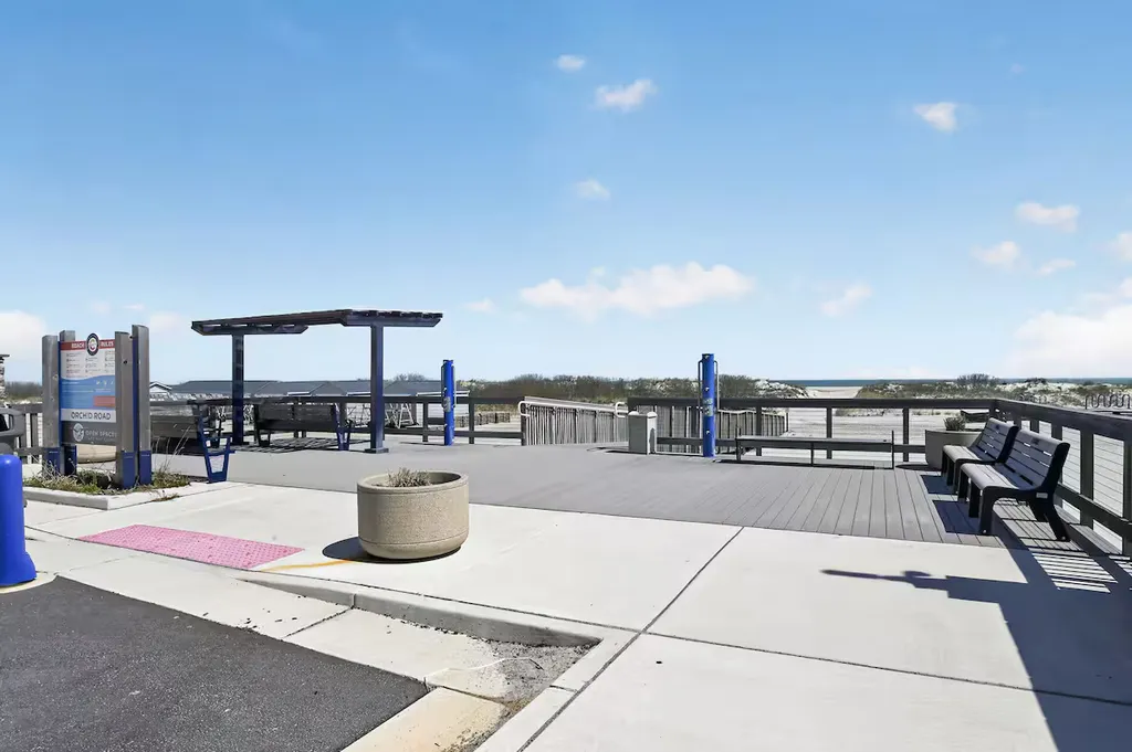 beach entrance  blocks away