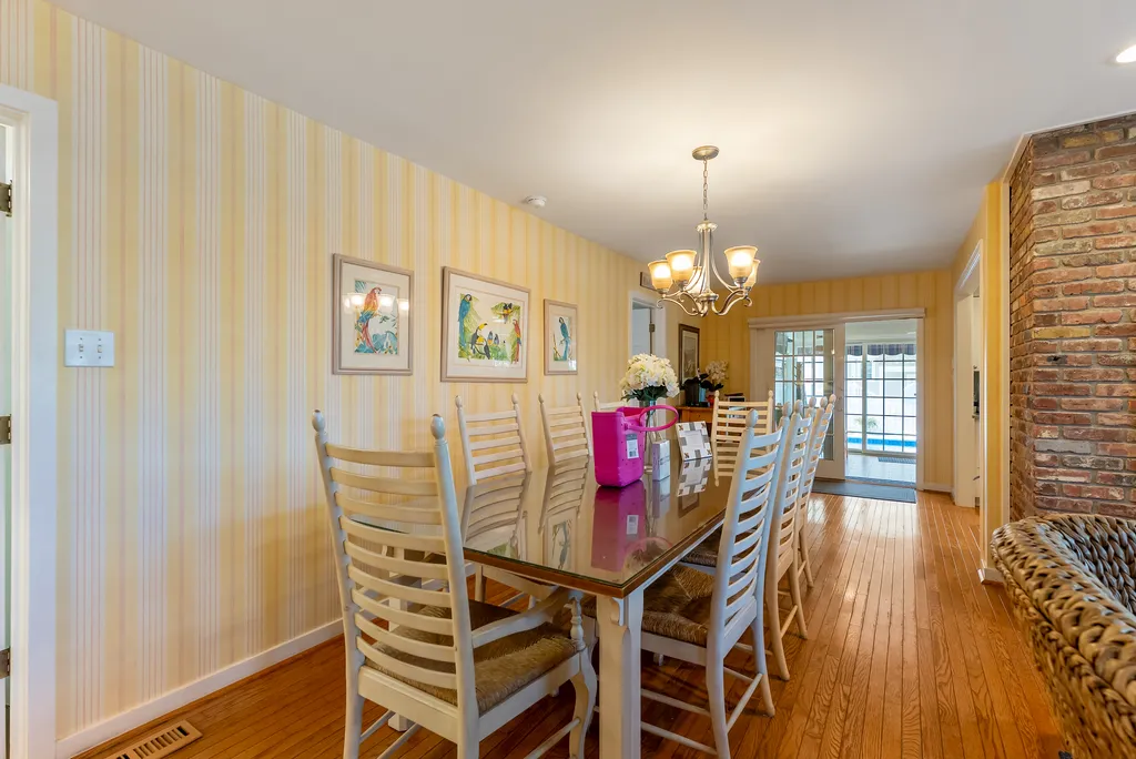 1st Floor Dining for 8