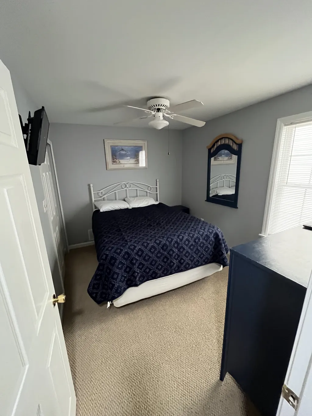 2nd Bedroom Queen Bed