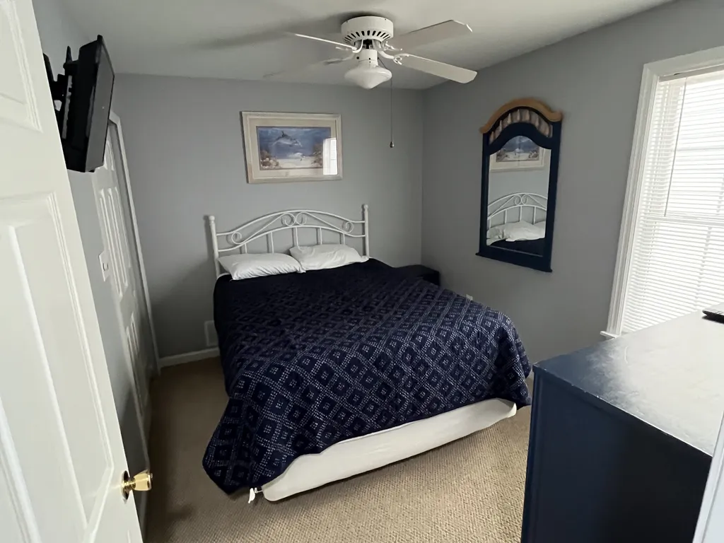 2nd Bedroom Queen Bed