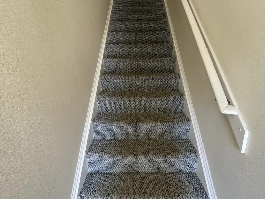 Upstairs to main level