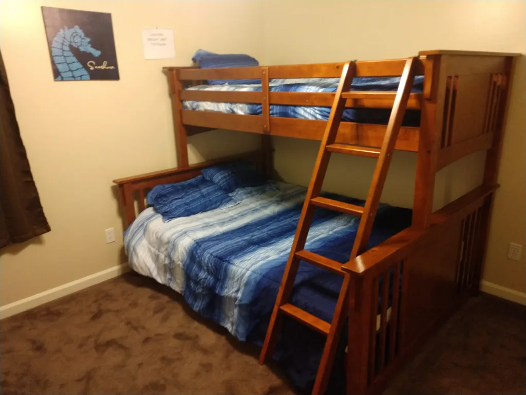 2nd Bedroom