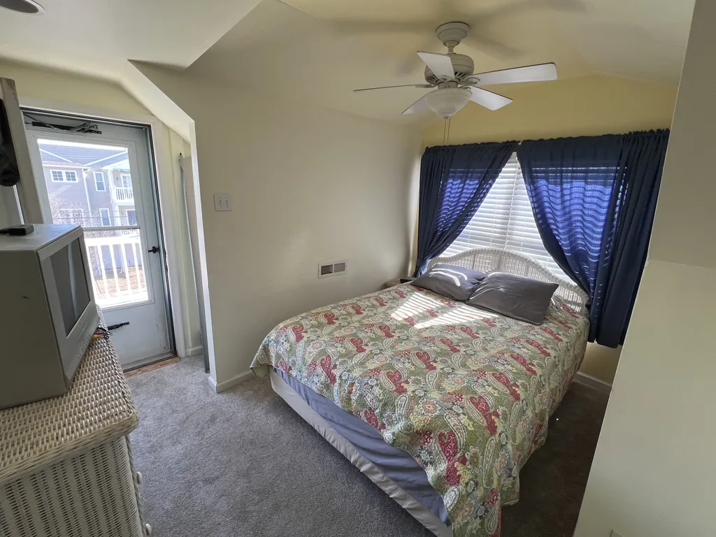 3rd Floor Bedroom 