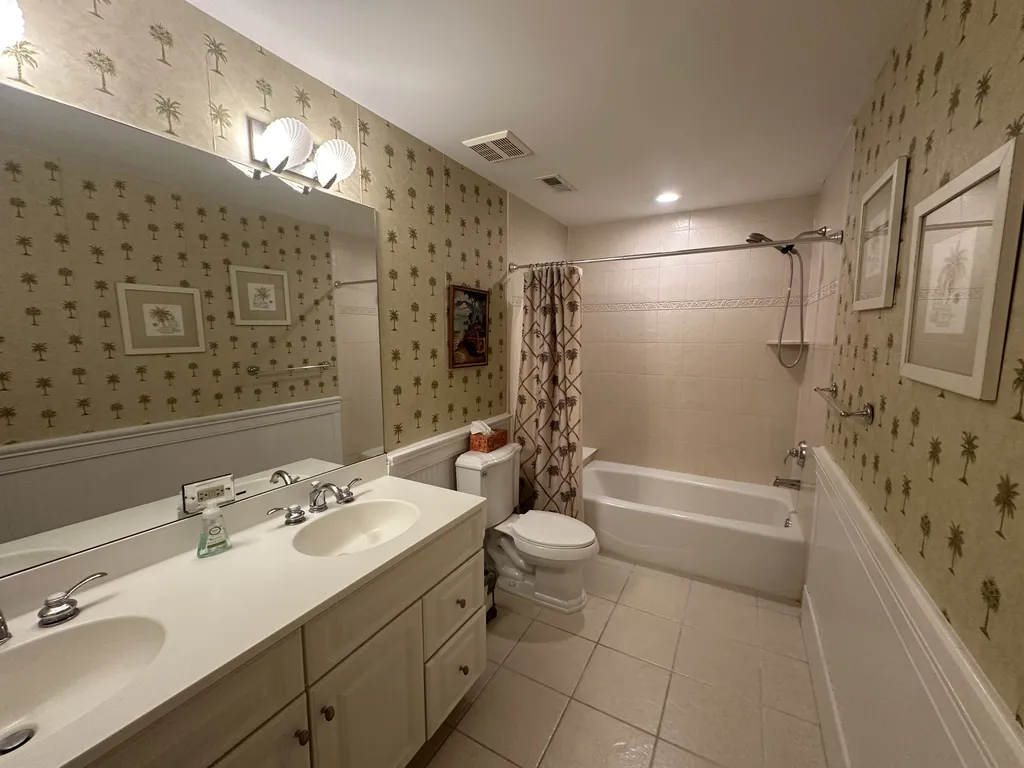 Main Bath