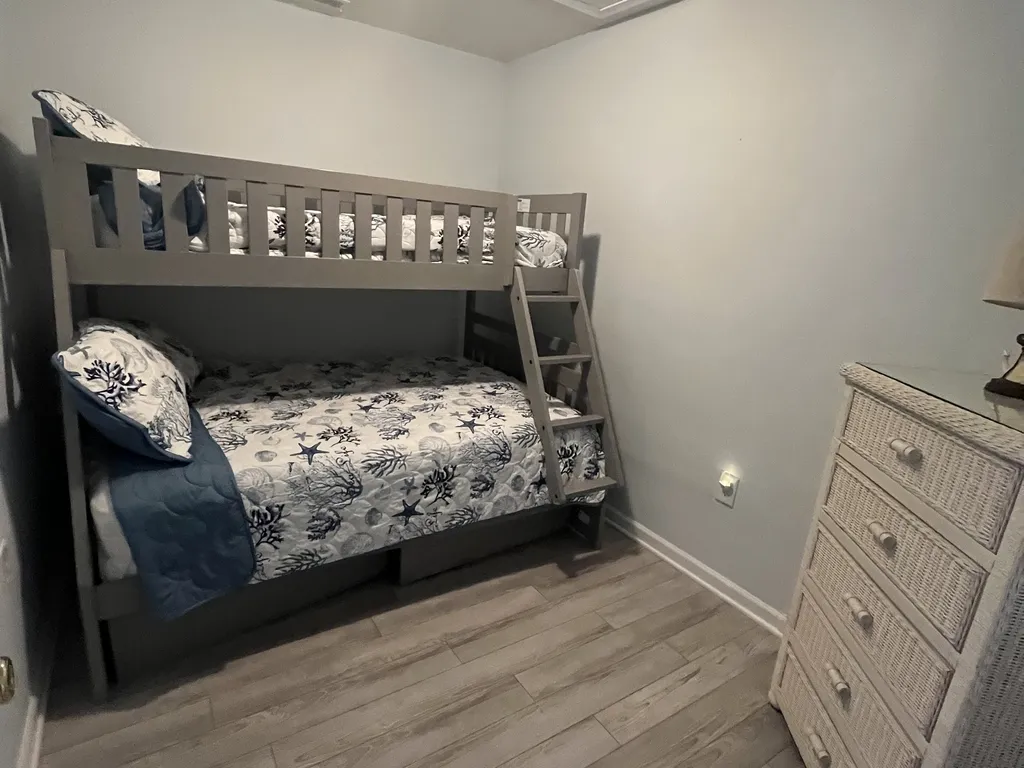 THIRD FLOOR FIFTH BEDROOM (TWIN OVER FULL)