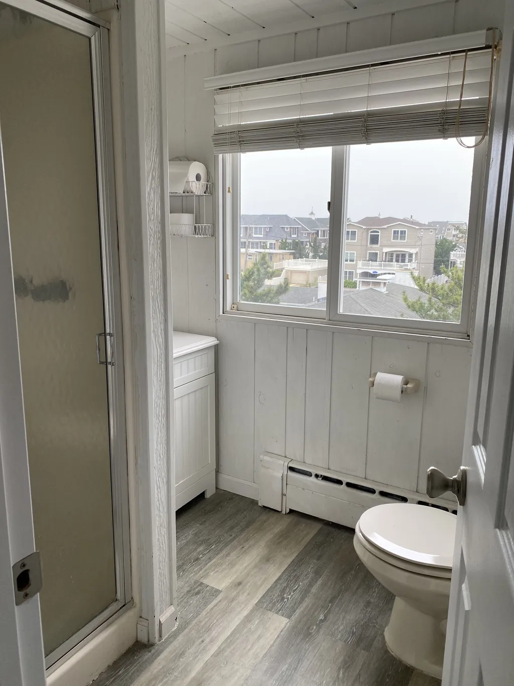 3rd Floor bathroom 