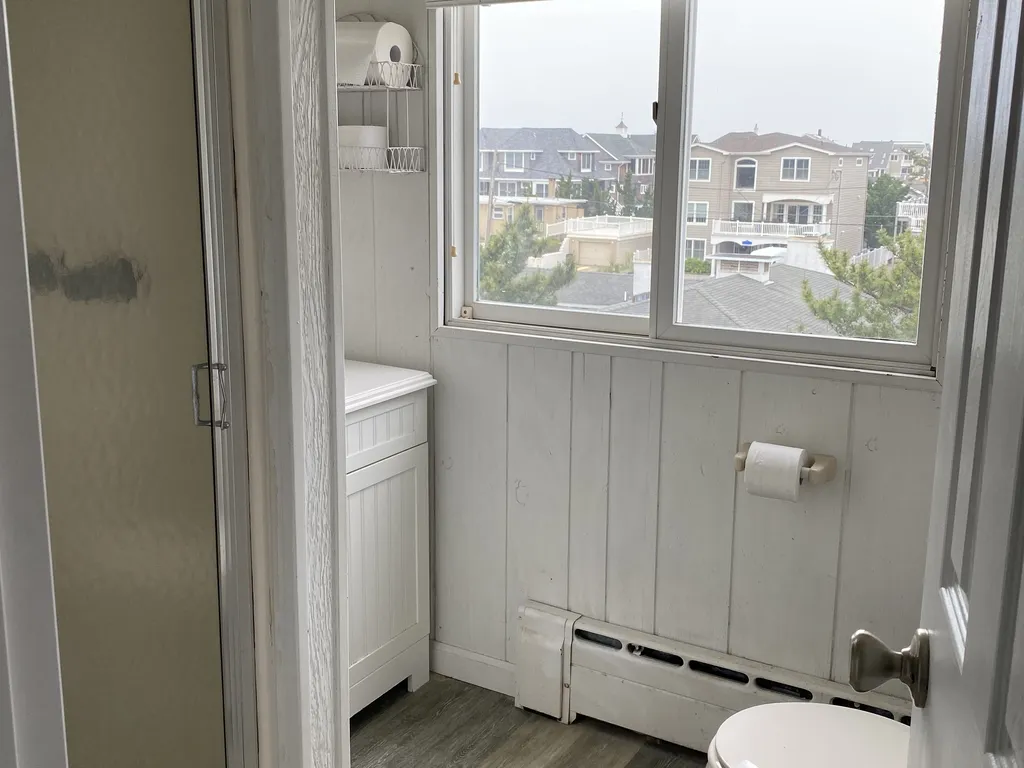 3rd Floor bathroom 