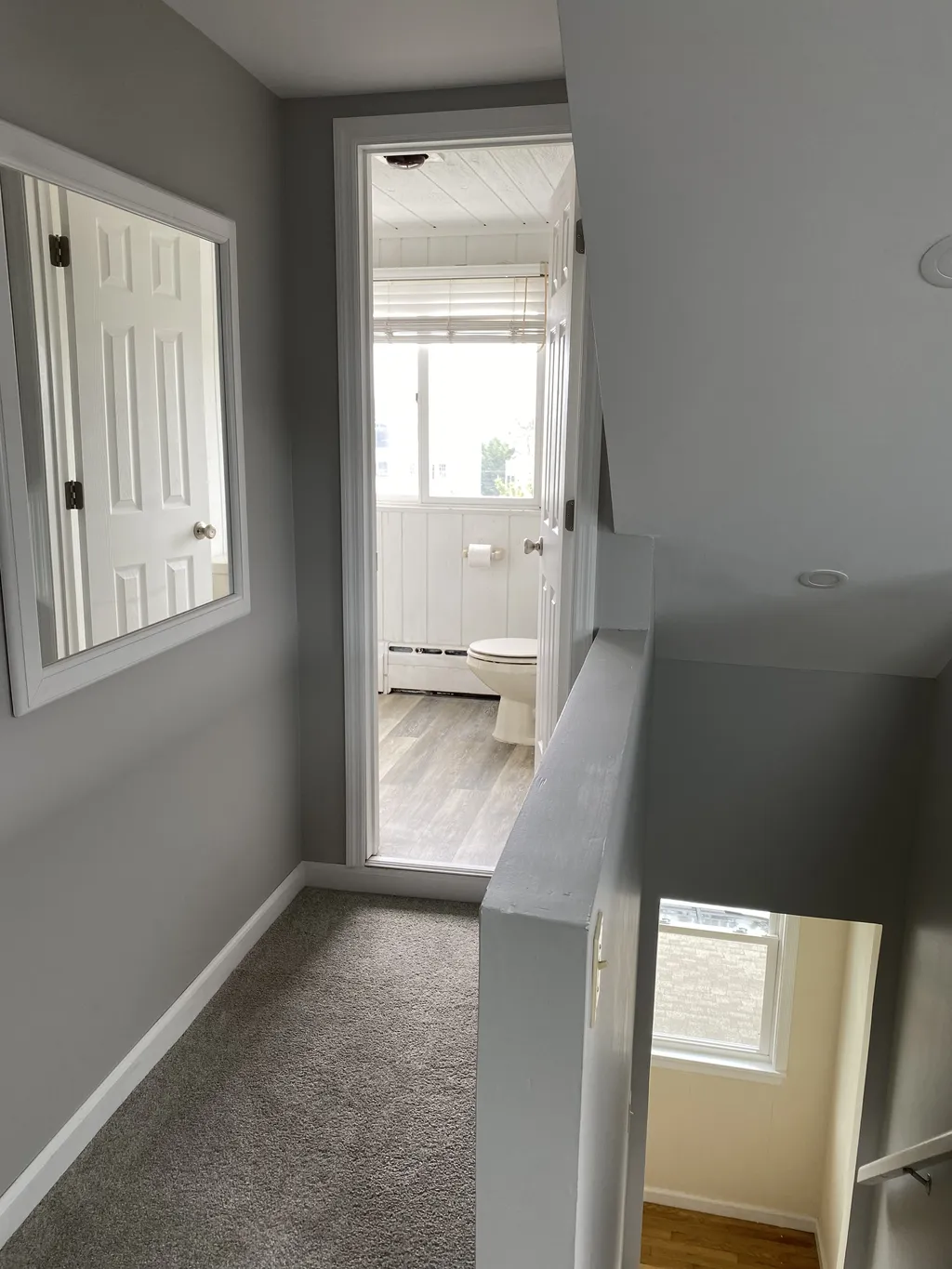 3rd floor full bath with shower
