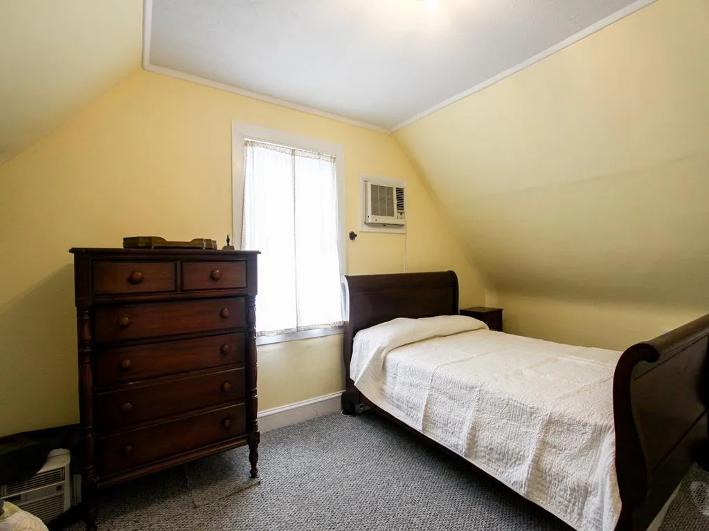 3rd Floor back room twin + full