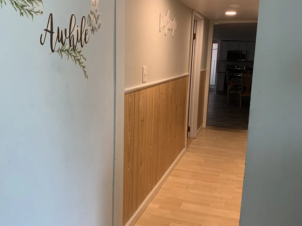 1st floor hallway from foyer to bdrms/kitchen/family room