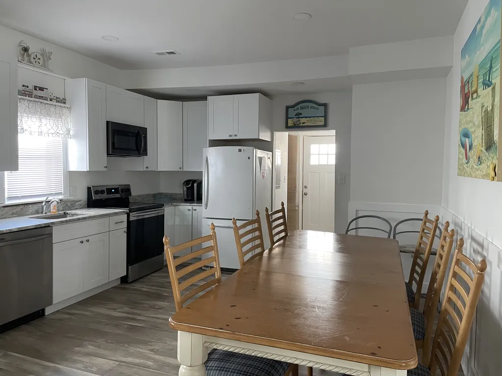 2nd floor kitchen