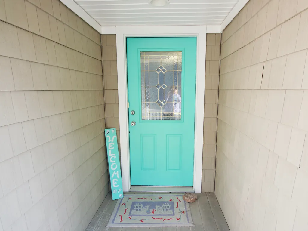 FRONT ENTRY