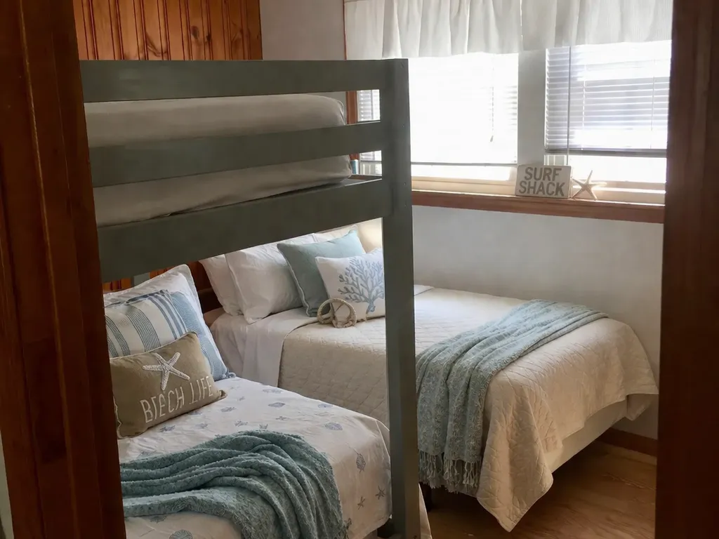 17 down back bedroom