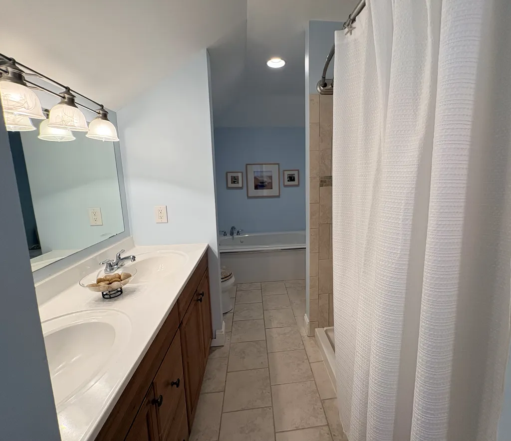 Master bathroom full shower 