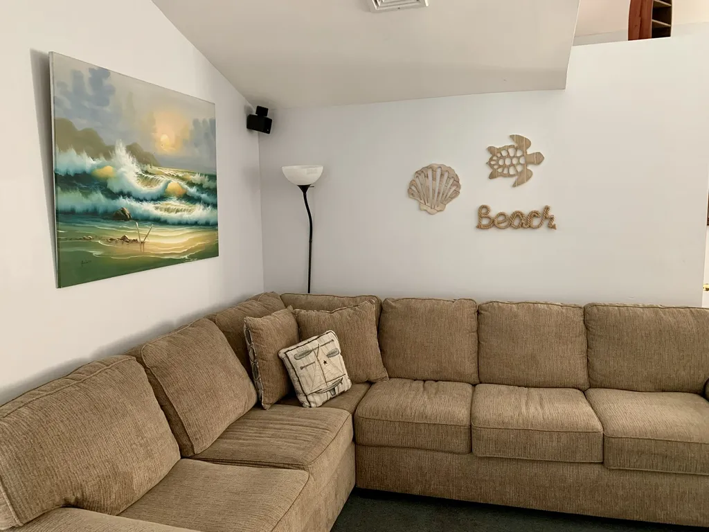 2nd floor living room
