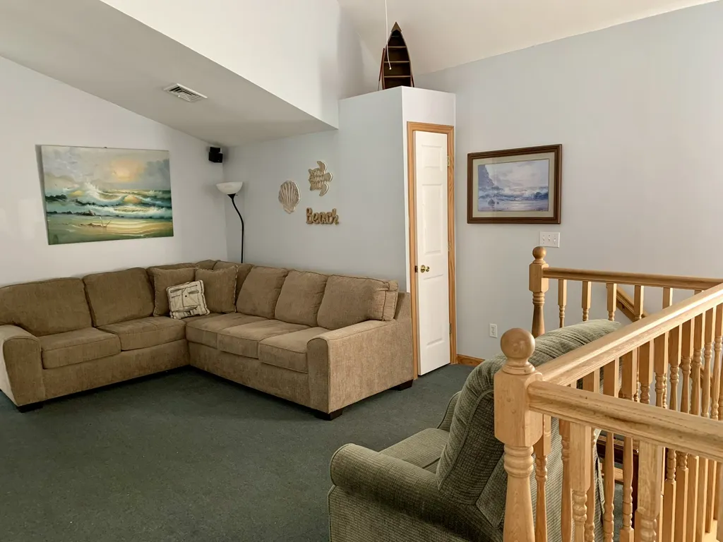 2nd floor living room