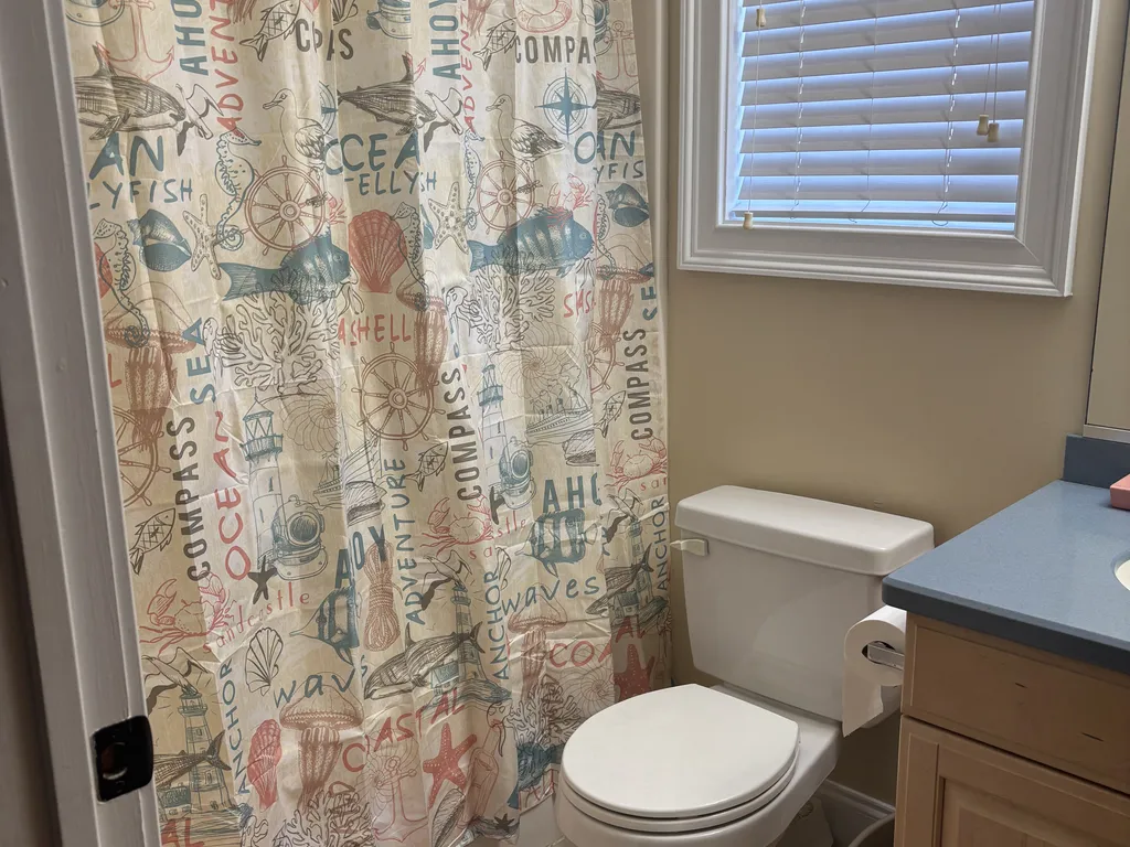 Full Bath 3rd floor