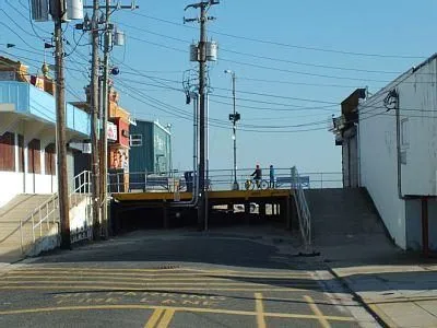 This close to sand, boardwalk and piers!