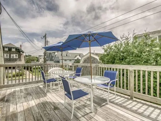 Second floor deck
