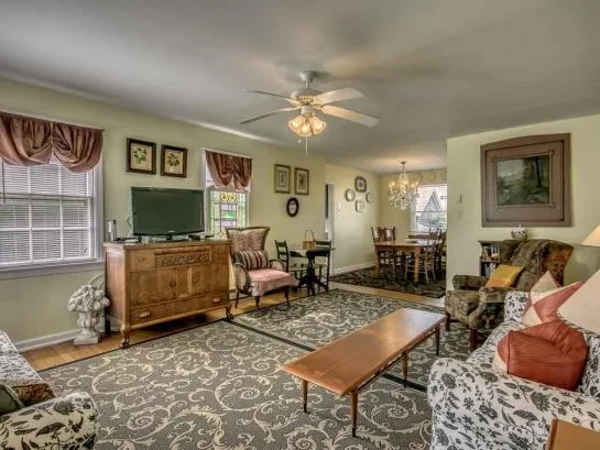 first floor, view of dining room