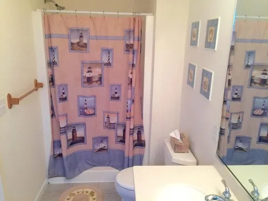 THIRD FLOOR MASTER BATH