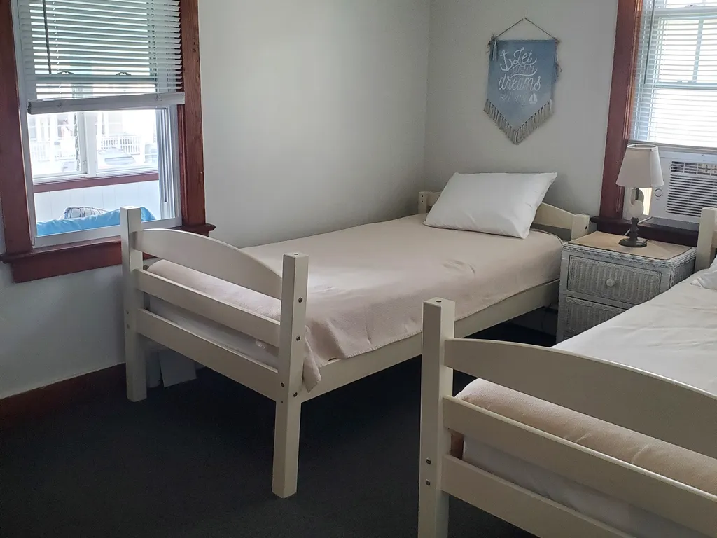 Unit 2 - Bedroom 1