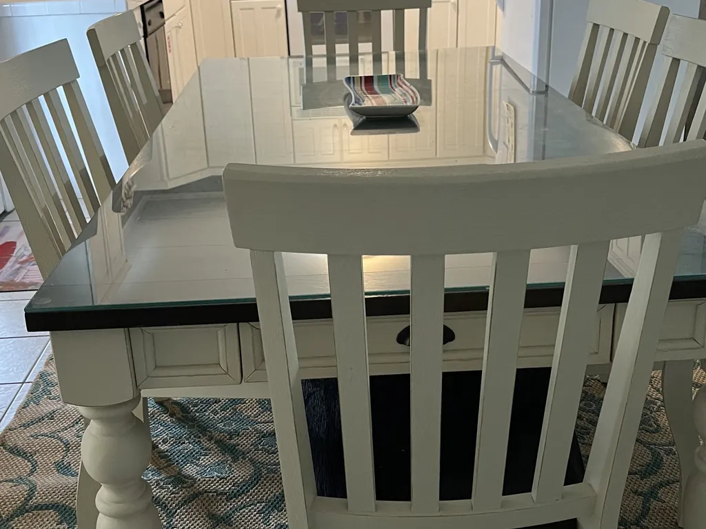 Kitchen Table and Chairs