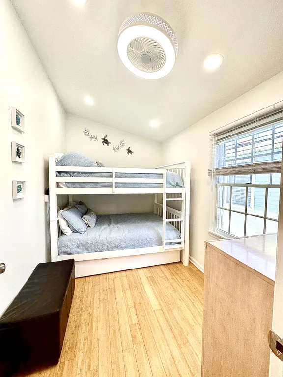 4th bedroom full over full bunk with trundle