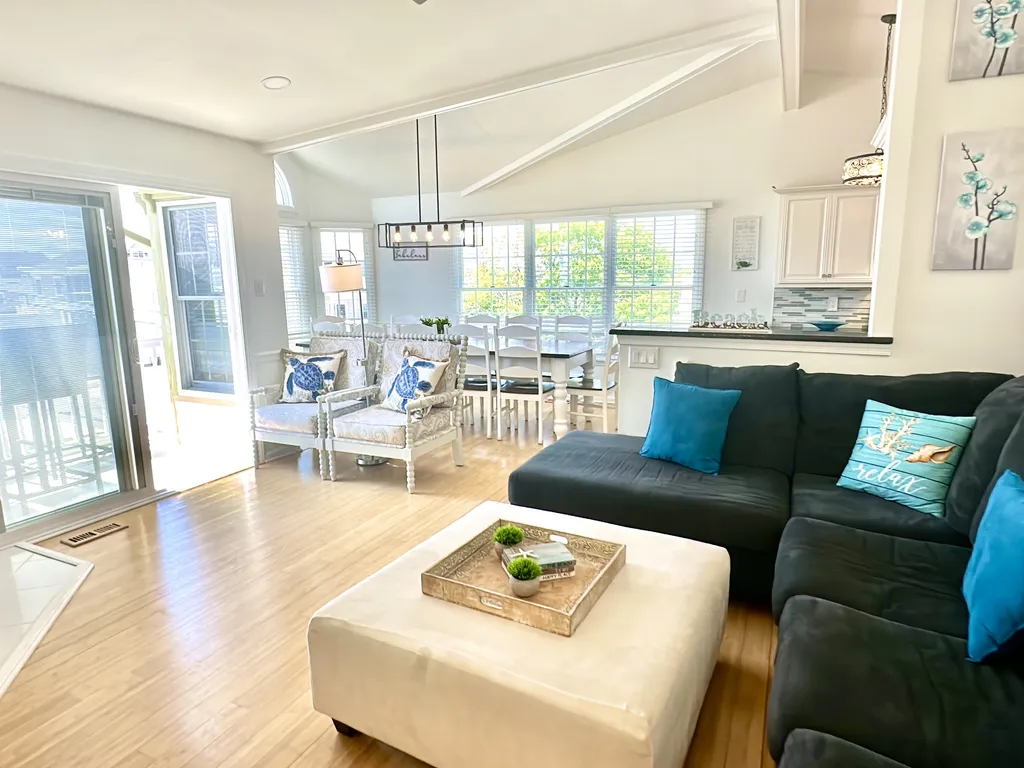 Living room view onto deck