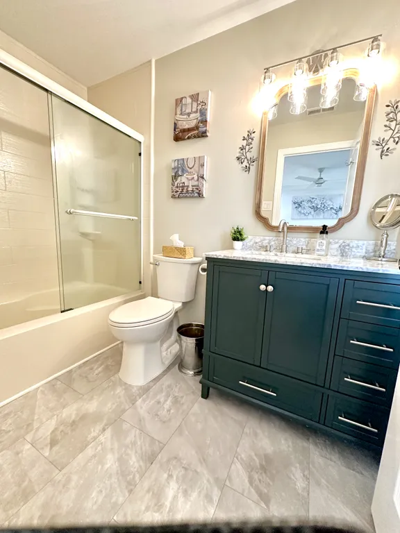 master bedroom  Ensuite