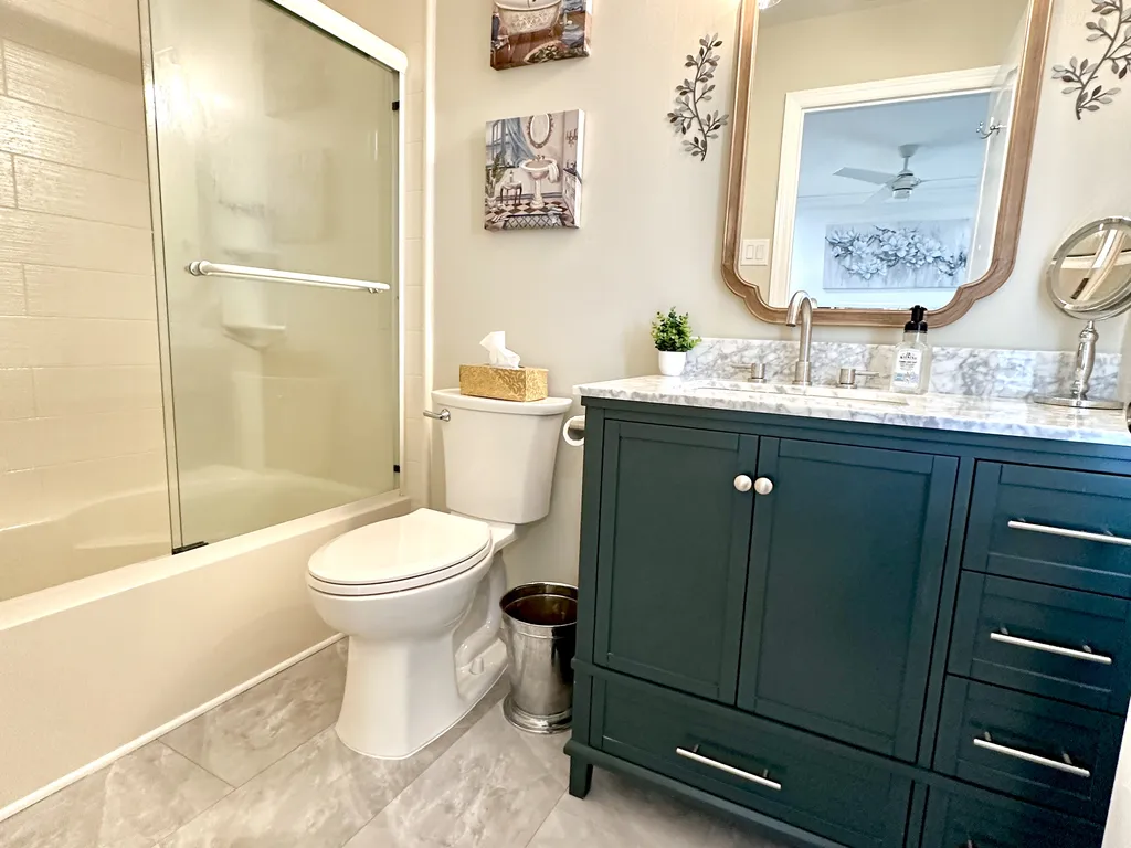 master bedroom  Ensuite