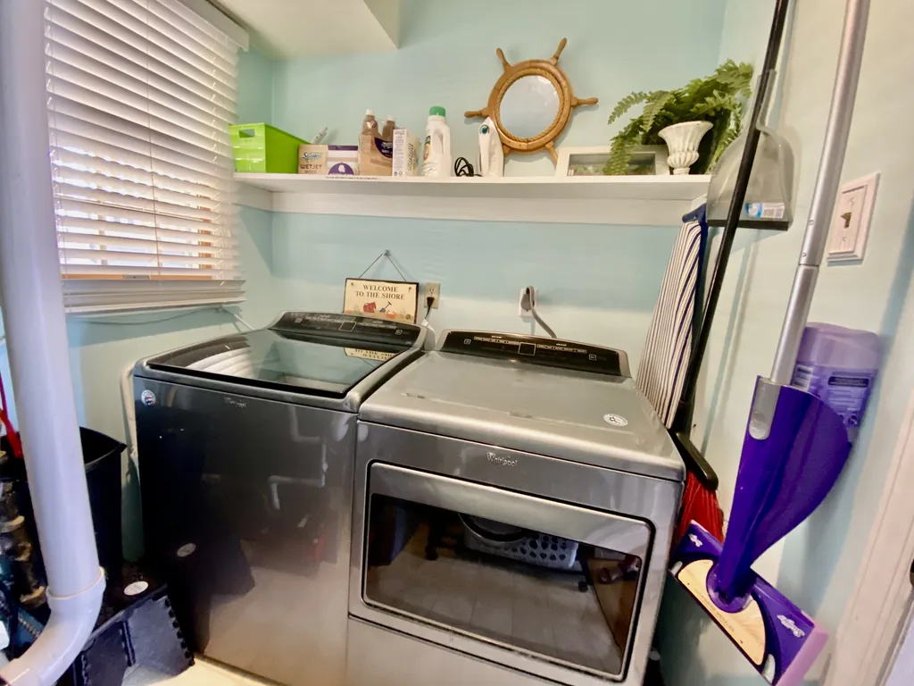 laundry room on 1st floor