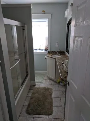 1st floor full bathroom