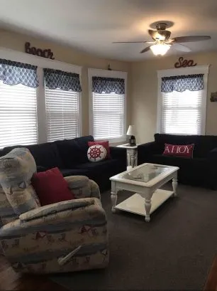 1st floor living room