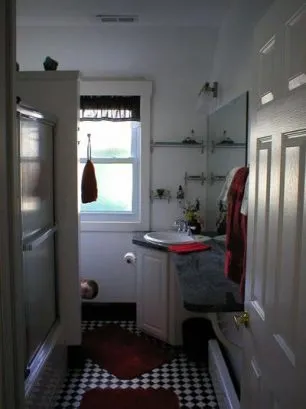 2nd fl bathroom