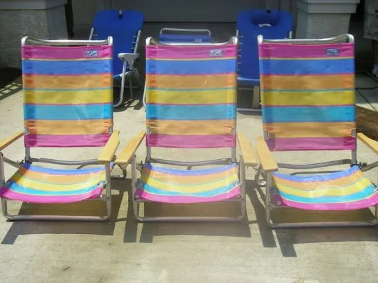6 beach chairs