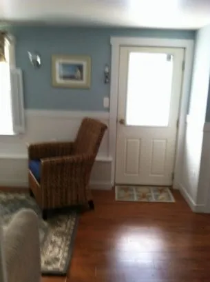 1sr Floor Entry Area