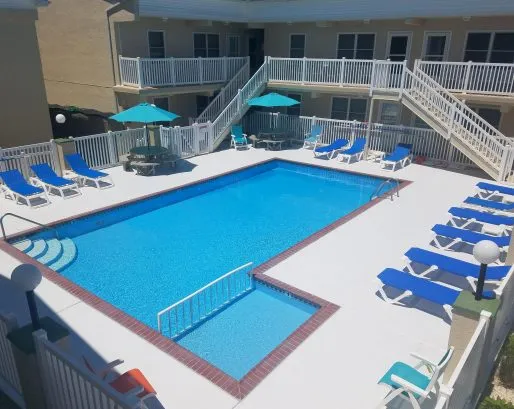 Pool view in front of unit,heated