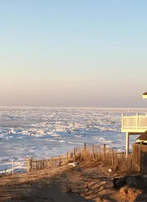 All season home-view the ice caps with the fire roaring